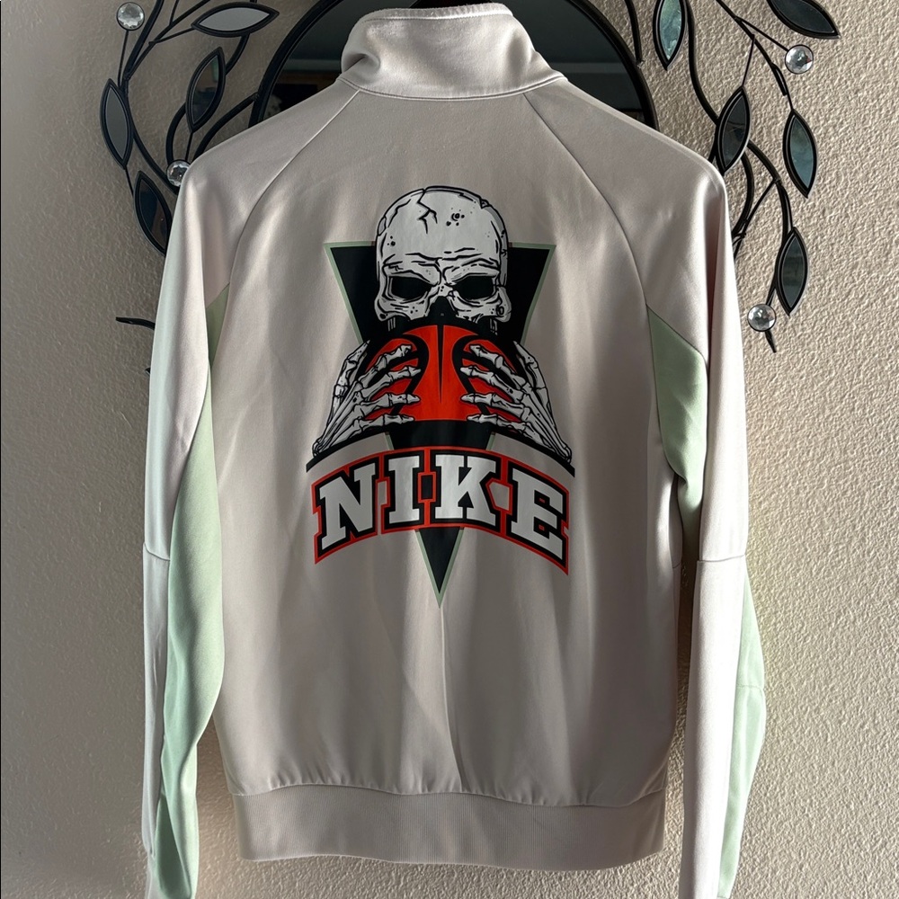 Nike Light Gray Zip-Up Jacket
